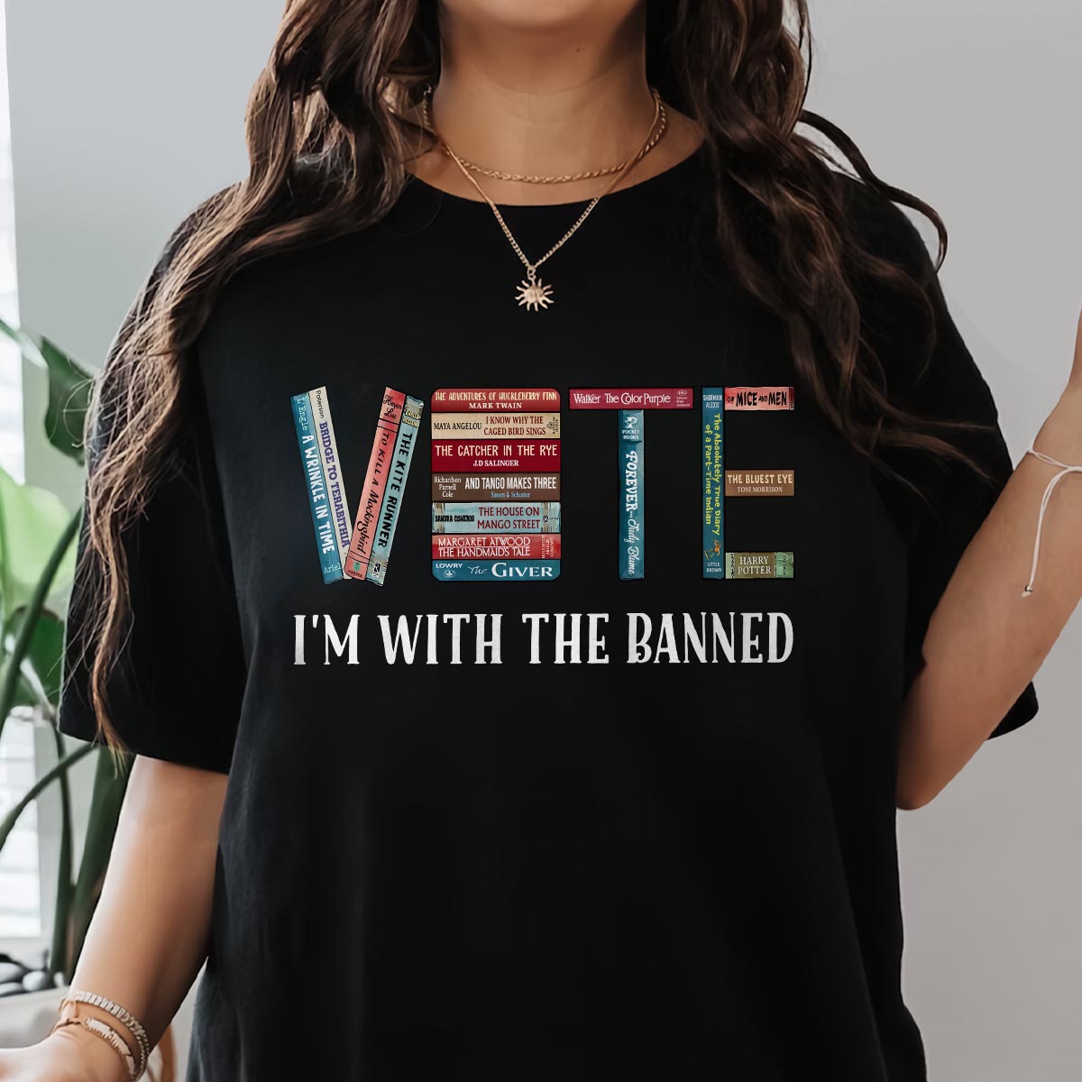 I'm With The Banned V Book Lovers Gift TSB552