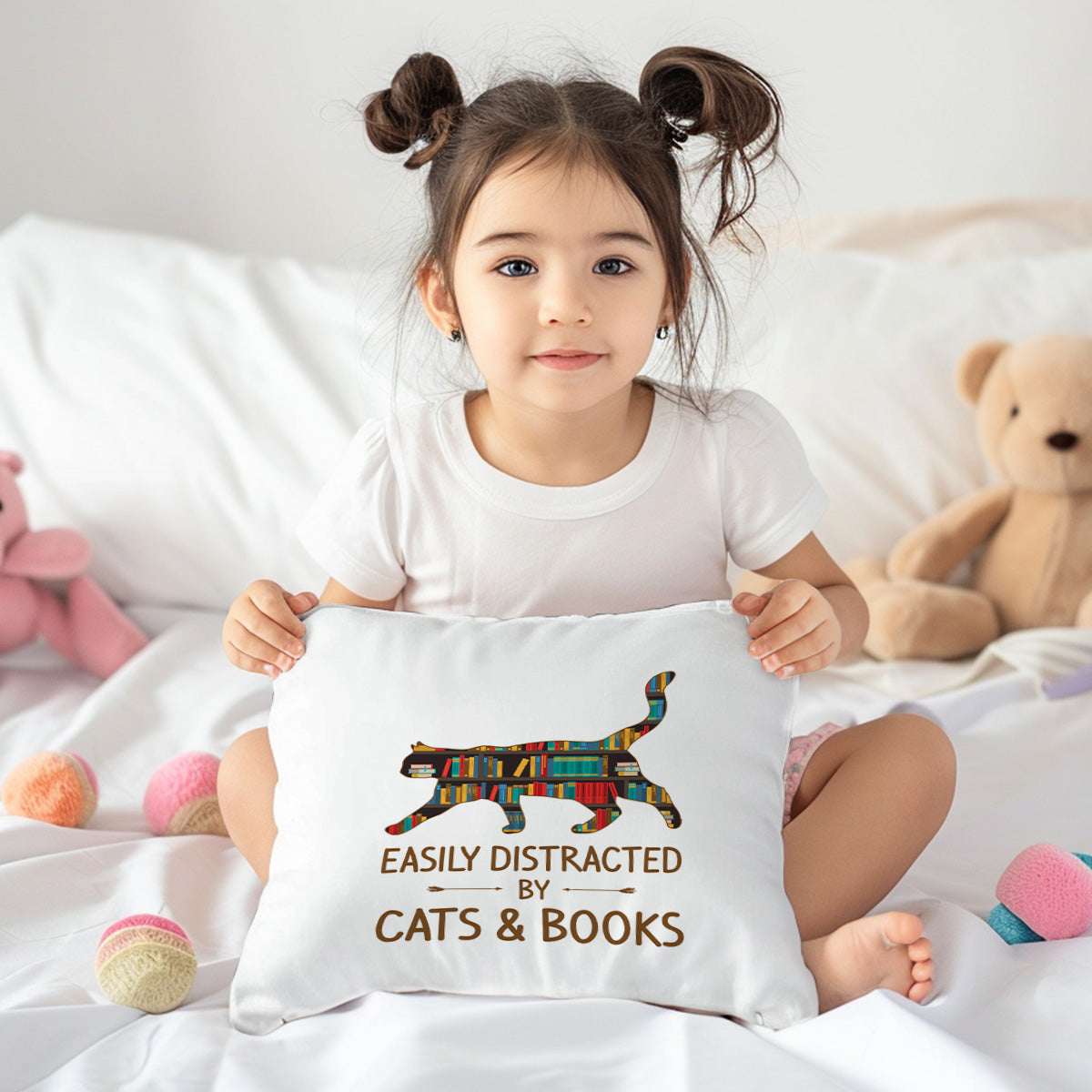 Easily Distracted By Cats And Books Book Lovers Gift PILS39