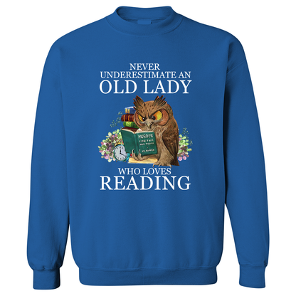 Never Underestimate An Old Lady Who Loves Reading Book Lovers Gift SWB08